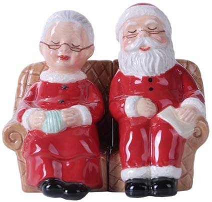 Pacific Giftware 4.75 inches Mr. and Mrs Claus Christmas Magnetic Salt and Pepper Shaker Kitchen Set