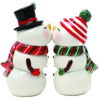 PACIFIC GIFTWARE Snowman Couple Magnetic Salt And Pepper Shaker Set Christmas Winter