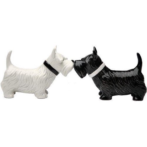 PACIFIC GIFTWARE Kissing Scottish Terrier Scottie Dogs Salt & Pepper Shaker Set